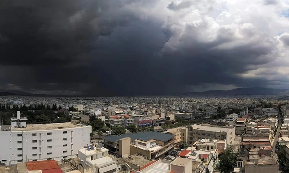 Καιρός : Έκτακτο δελτίο από την ΕΜΥ – Έρχονται βροχές και καταιγίδες από το βράδυ